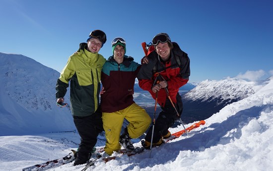 Skiing with friends in Alyeska