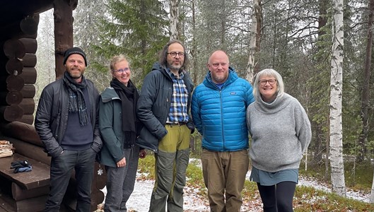 The research and teaching team onsite (left to right): Gunnar Þor Jóhannesson – UIceland, Outi Rantala - ULapland, Dieter Müller – Umeå, Pat Maher – Nipissing, Suzanne de la Barre – VIU).